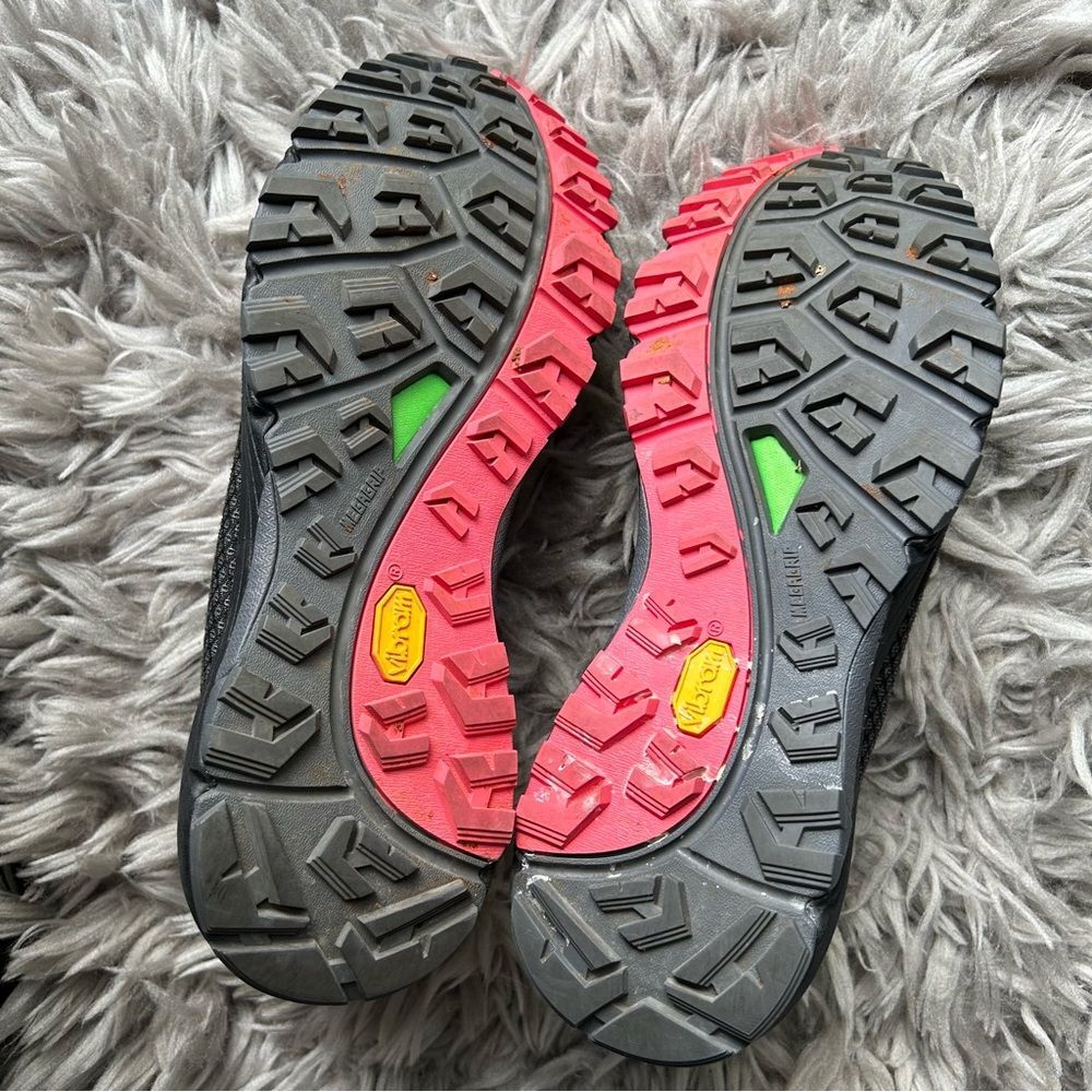 The North Face Ultra Fastpack III Futurelight athletic shoes women’s size 9 - Picture 10 of 11